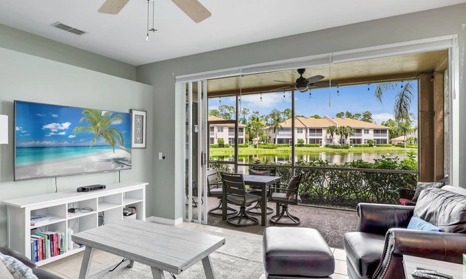 Naples Condominio | Last Minute North Naples Seasonal Rental Available! Amazing Location East of 75