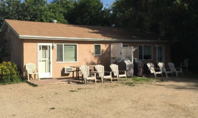 Regina Beach Cabina | Regina Beach, Saskatchewan, Canadá - Last Mountain Getaways - Regina Beach (LMG) - Unidad # 1