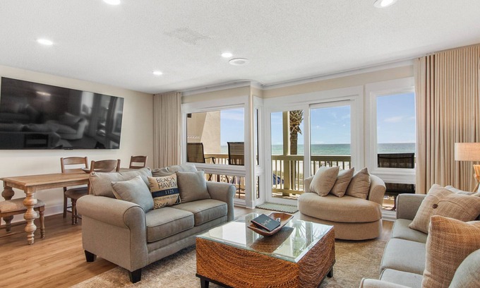 Fort Bay Condominio | ¡NUEVO LISTADO! Latitud 29! Espectaculares vistas al mar!1BD / 2BA. Duerme 6
