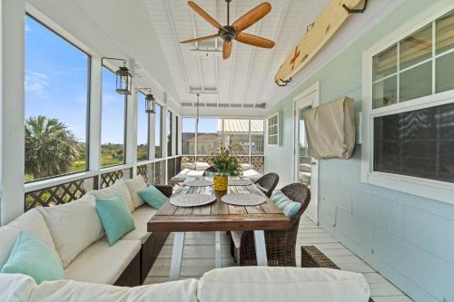 Fort Morgan Pines Casa | Latitude Adjustment Beach House