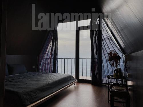 Tram Tau Hotel | Lau Camping Phình Hồ