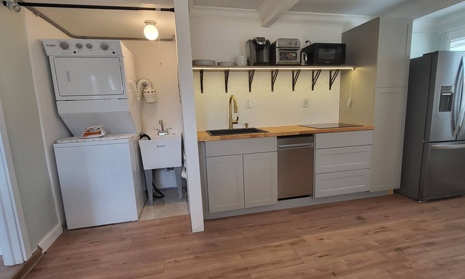 Bel Air Casa | Lauderdale-by-the-Sea beachside guest house