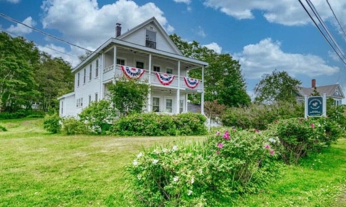 Pemaquid Beach Casa | Laughton House @ Pemaquid Beach