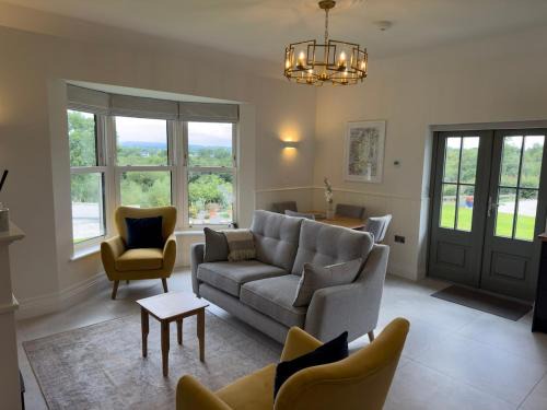 Beaufort Casa | Laune View at Tullig House & Farm