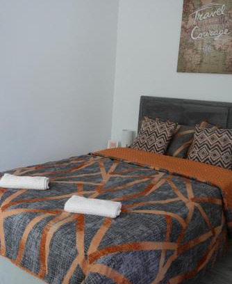 Turda Apartamento | Laura's Chic Apartment