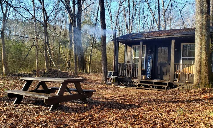 Snellville Otro | Laurel Falls Adventure Cabin Retreat