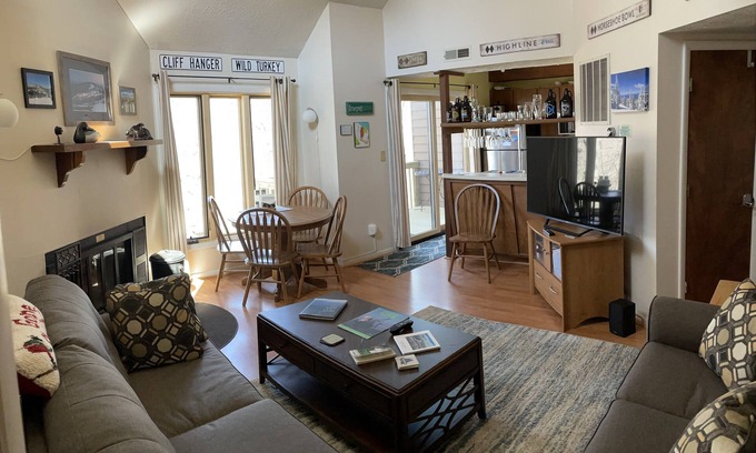 Wintergreen Condominio | Gran Laurelwood Condo Walk to Slopes, restaurantes y The Sound of Music Venue!