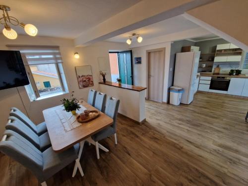 Zbicina Apartamento | Lavanda apartman 2