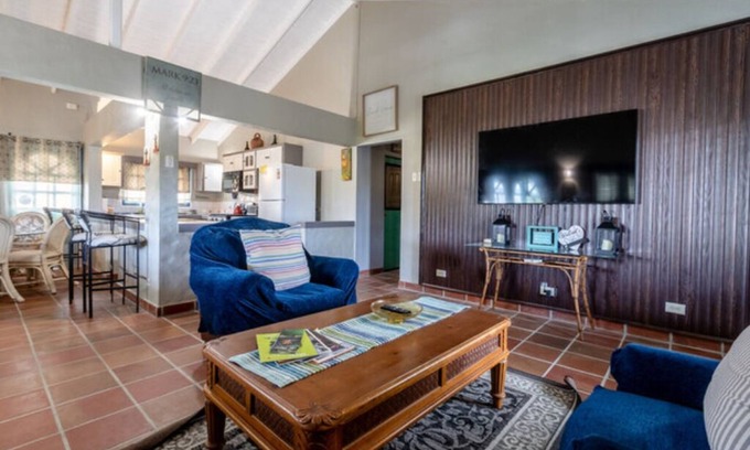 Bon Accord Village Casa | Tranquila casa de tres habitaciones con piscina