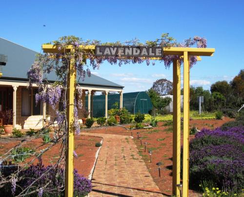 Gilgering Casa | Lavendale Country Retreat