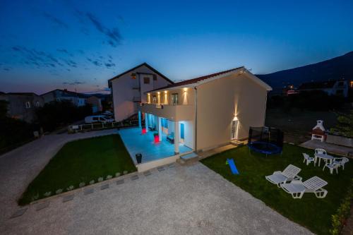 Kastel Stari Apartamento | Lavender & Mint