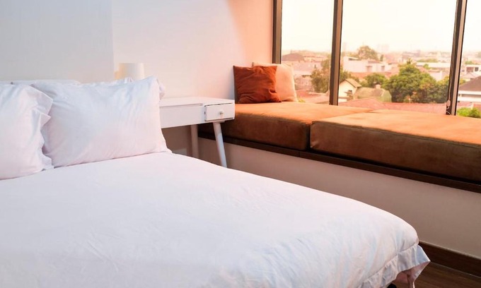 Catur Tunggal Apartamento | Lavenderbnb 1 at Uttara The Icon Apartment