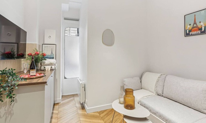 Ternes Apartamento | Lavie Maison : Hot Tub & AC Near Arc de Triomphe