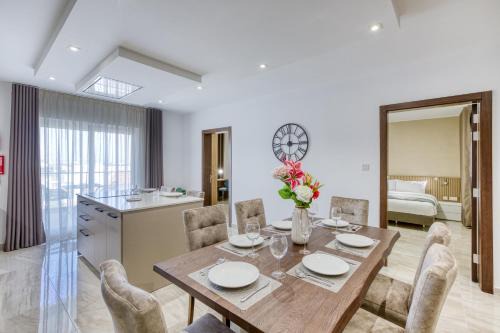 St. Andrew's Apartamento | Lavish 3bed In Fair Water Homes Swieqi By Homely