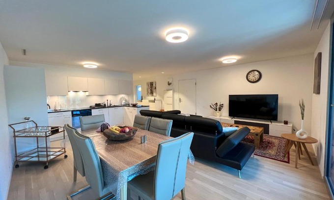 Glattbrugg Apartamento | Lavish 4.5 rooms furnished apartment @Glattbrugg