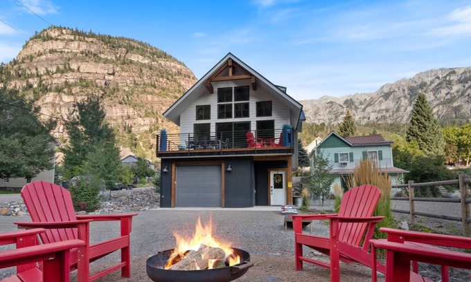 Ouray Casa | Lavish Ouray Downtown Getaway