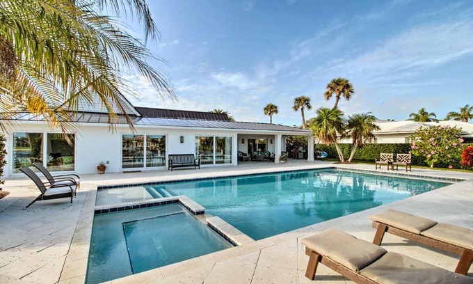 Moorings Casa | Lavish Vero Beach Escape with Pool, Patio and Dock!