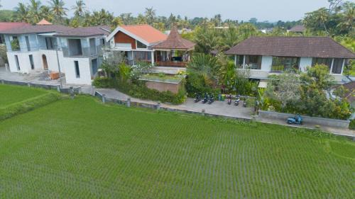 Melayang Villa | Laxmi Villa Ubud 5BR