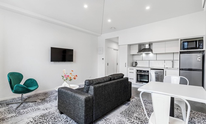 Avondale Cabaña | Layard Apartments 431 - West Auckland Apartment