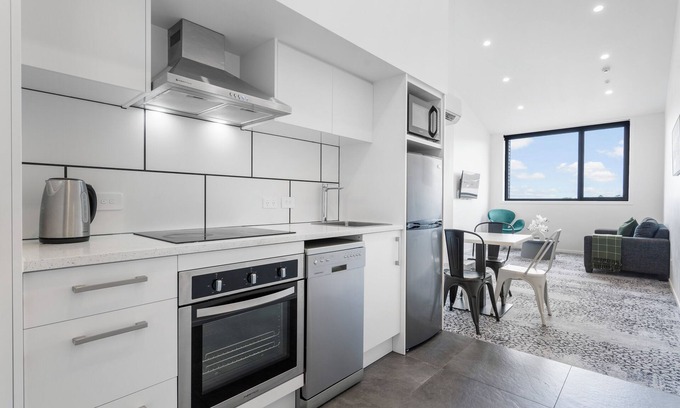 Avondale Cabaña | Layard Apartments 512 – West Auckland Apartment