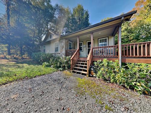 Thayerville Casa | Lazy Bear Cabin