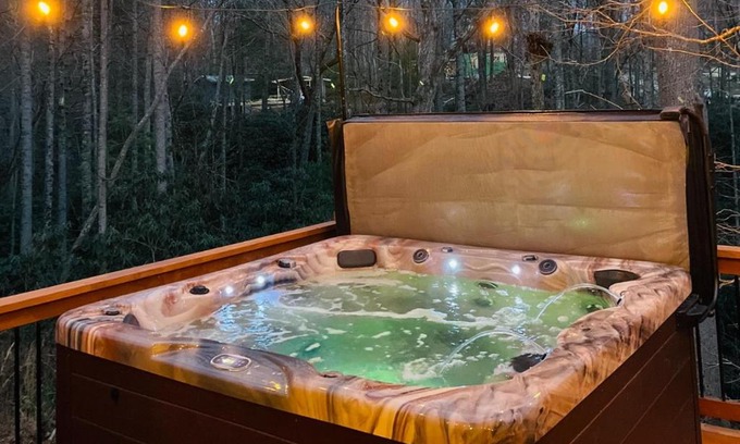 Fairview Casa | Lazy Bear-HotTub, Pet Friendly, Private home just 15 minutes to Asheville.