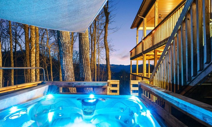 Whittier Casa | Lazy Bear Retreat Mountain Views-Hot Tub-FirePit