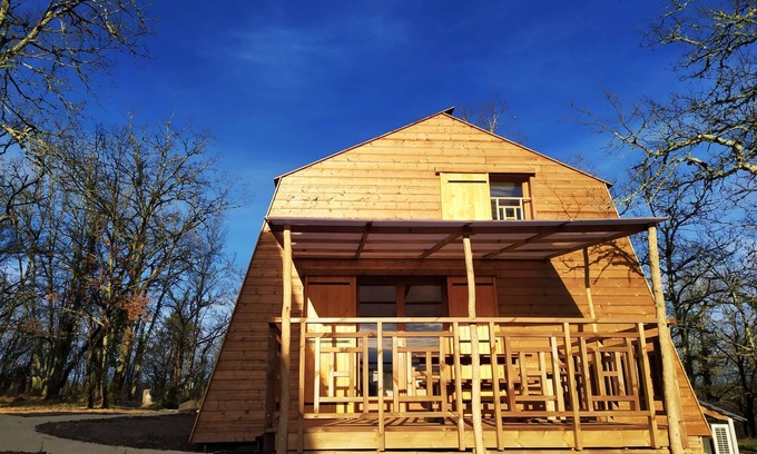 Mauzac-et-Grand-Castang Cabina | Relax en una cabaña con carácter: l'Ophris