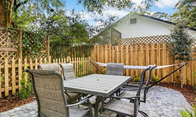 Tybee Island Casa | Lazy Hammock