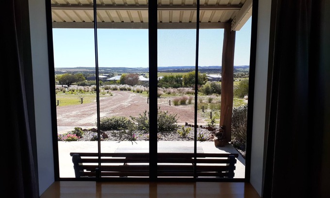 White Peak Apartamento | Lazy Hills Guest Accommodation