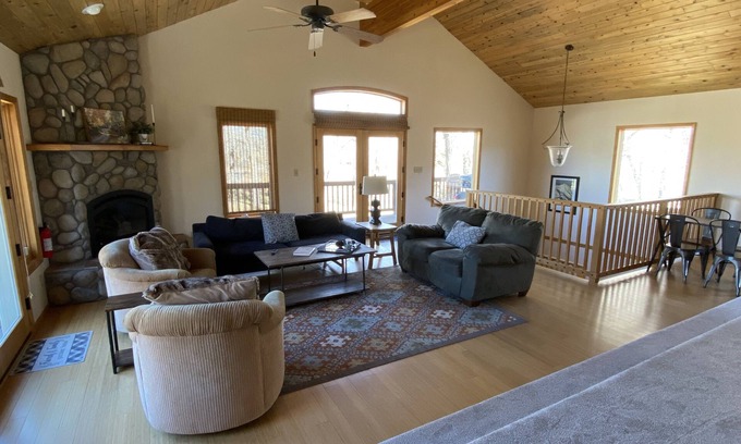 South Fork Casa | Lazy River Guest House