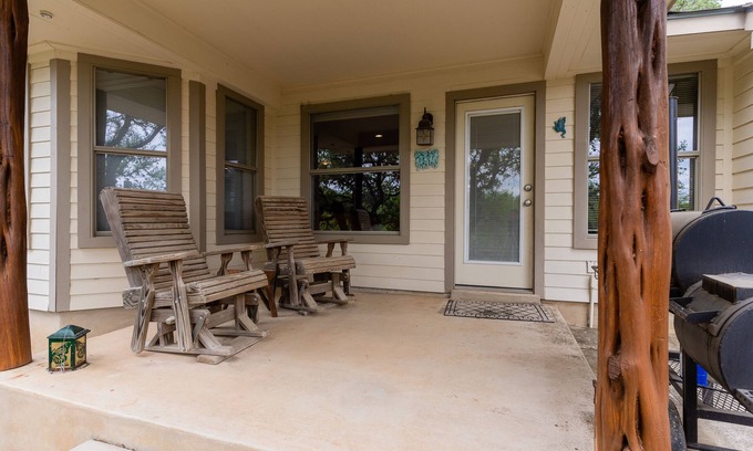 Uvalde County Casa | Lazy S - NEW to our portfolio