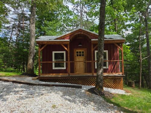 Robbinsville Casa | Lazy T Cabins - Glacier