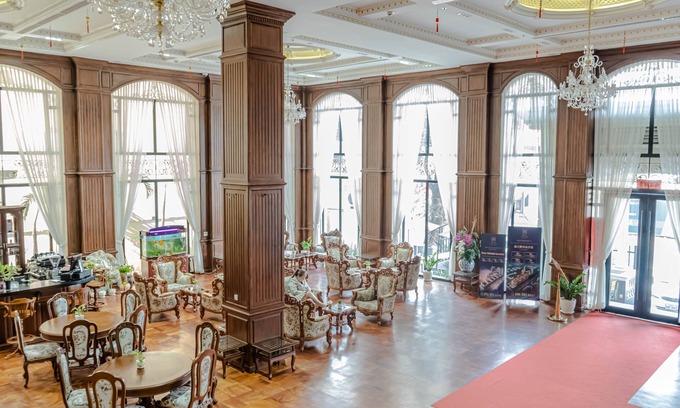 Daun Penh Hotel | LCS Hotel & Apartment