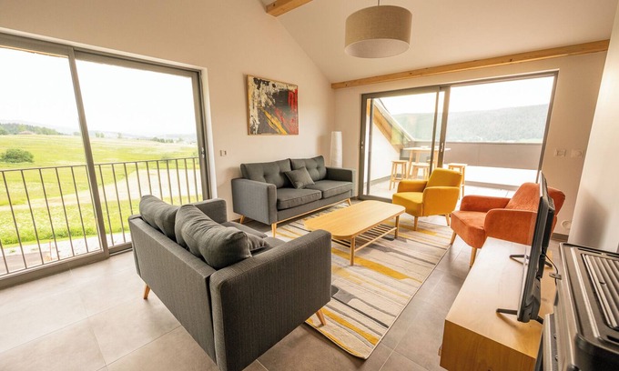 Les Rousses Apartamento | Le 240, between lake and mountains