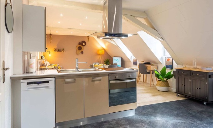 Montbeliard Apartamento | Le 32gregimmoappart'hôtel