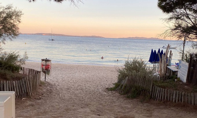 Cavaliere Beach Apartamento | Le 5 : Studio avec accès privé sur plage