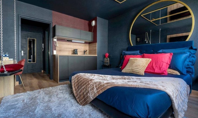 Ile Beaulieu Apartamento | Le Beaulieu ~ Love Room ~ Balneo ~ Sparkling wine