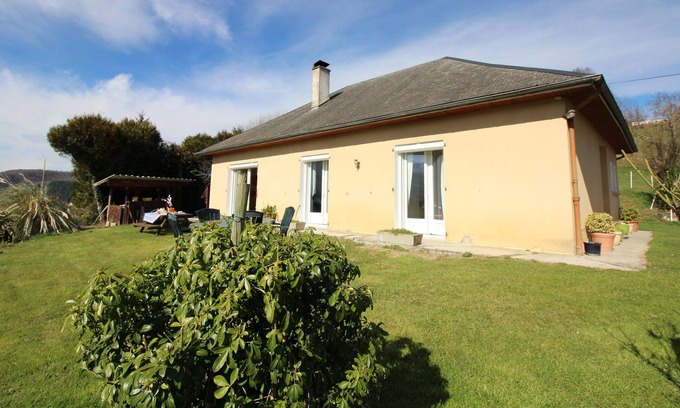 Bagneres-de-Bigorre Cama Y Desayuno | le Belvedere