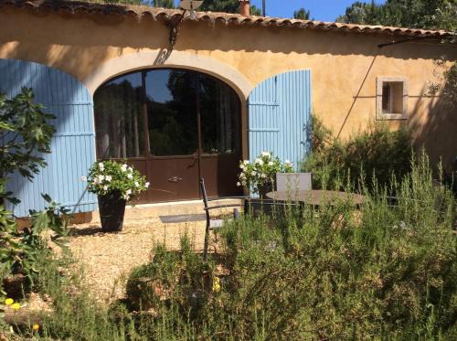 Roussillon Casa | Le Bois De La Cour