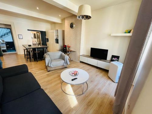 Bourg-les-Valence Apartamento | Le bureau du Maire