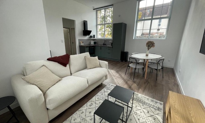 Dole Apartamento | Le Côté Cour