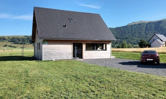 Chambon-sur-Lac Casa | Le Cairn - Chambon SUR LAC