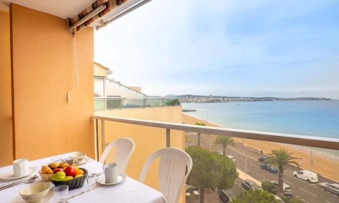 Frejus Port Apartamento | Le Capitole by Interhome