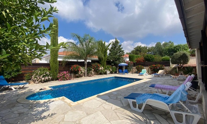 Souni-Zanakia Casa | "Le Caroubier" Splendid 3 Bedrooms Bungalow