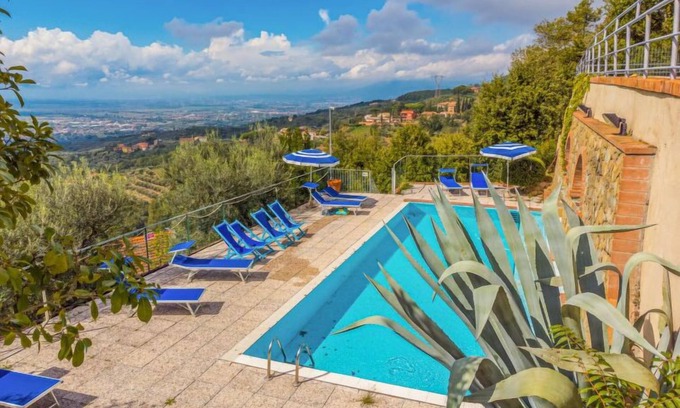 San Baronto Apartamento | Apartment Le Casette di Michele in Vinci - 21 Persons, 11 Bedrooms