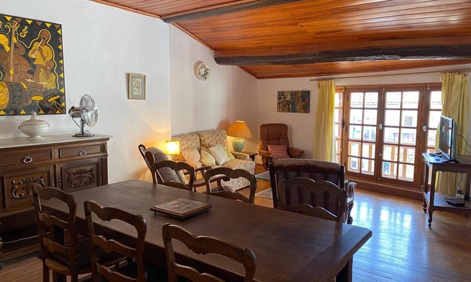 Montmeyan Apartamento | Le Castelet de Montmeyan Apartment near the lakes