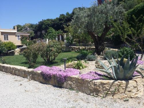 Le Castella Cama Y Desayuno | Le Castella B&B Restaurant