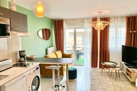 Sete Apartamento | "Le Chai"T2 plein centre, Parking, Clim, Terrasse