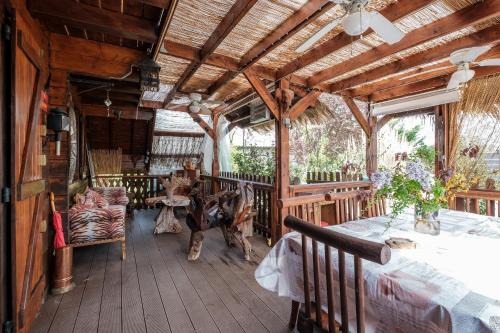 Montoldre Casa | Le Chalet Boisé - Maison avec jardin clôturé